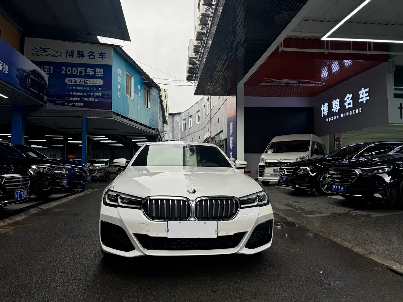 BMW 5 Series 2021 530Li Leading M Sport Package фото 3