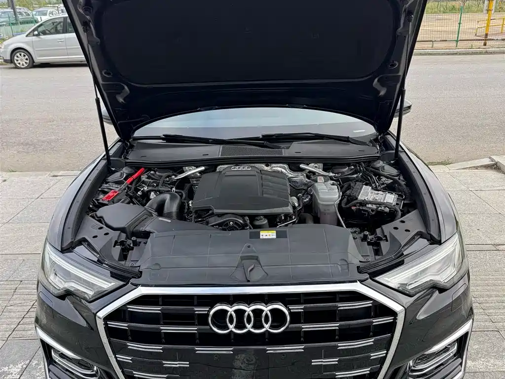 Audi A6L 2021 40 TFSI Luxury Sport фото 7