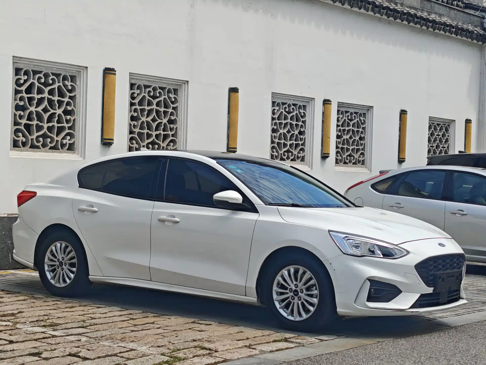 Фото 3 - Ford Focus