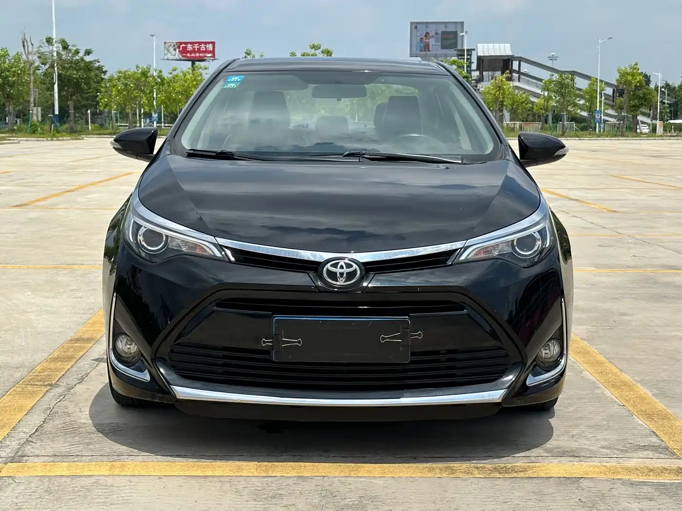 Toyota Levin 2017 Facelift 185T CVT Elite (China V) фото 2