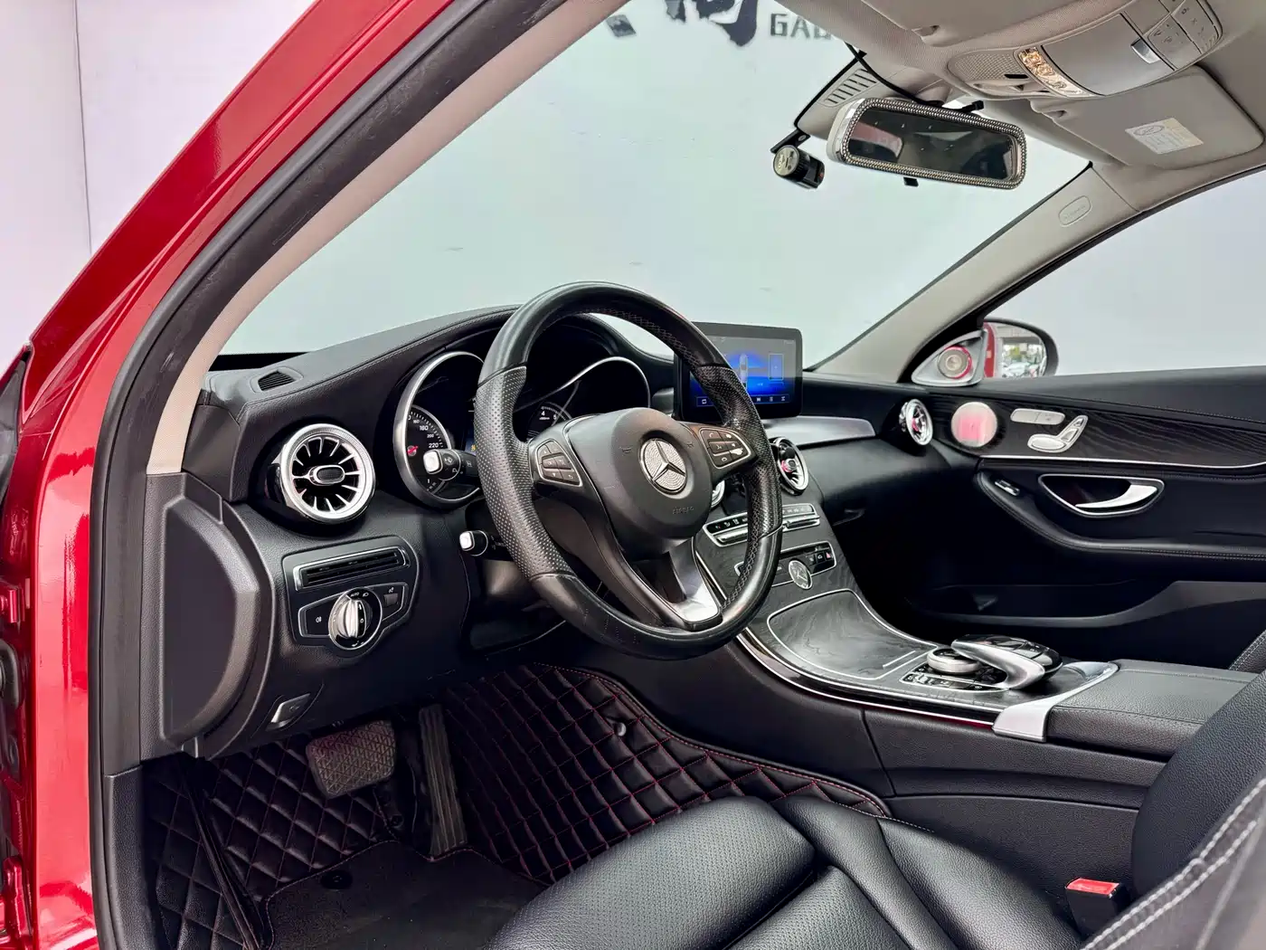 Mercedes-Benz C-Class 2015 C 200 L Sport фото 6