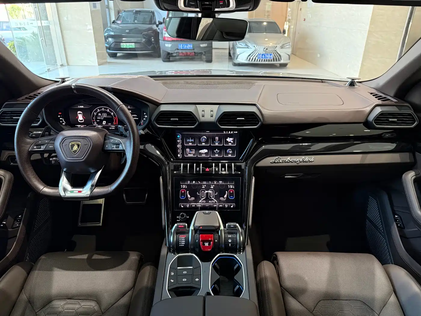 Lamborghini Urus 2023 4.0T V8 S фото 16