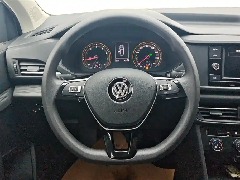 Volkswagen Tharu 2020 280TSI 2WD Trend Edition China VI фото 15