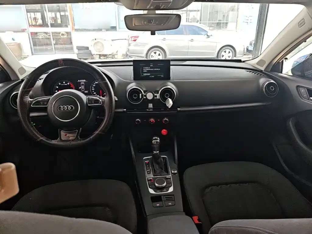Фото 10 - Audi A3