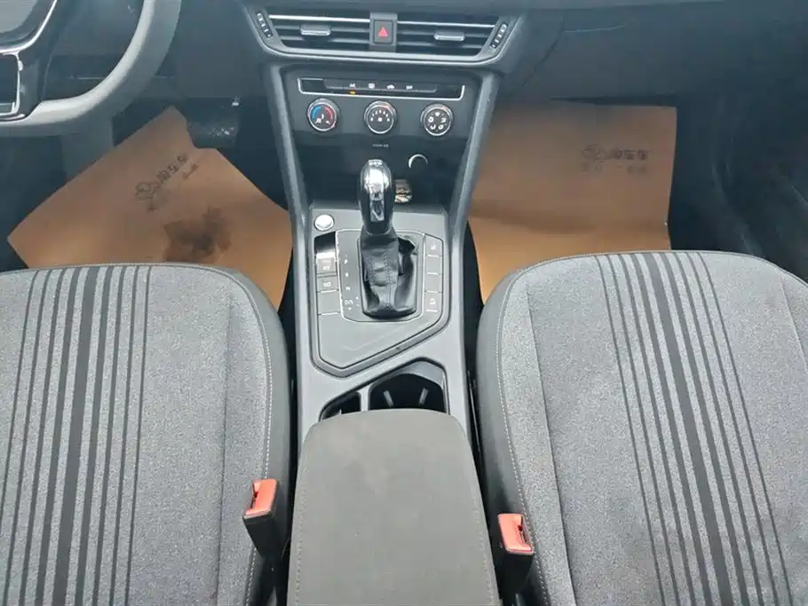 Volkswagen Tharu 2020 280TSI 2WD Trend Edition China VI фото 16