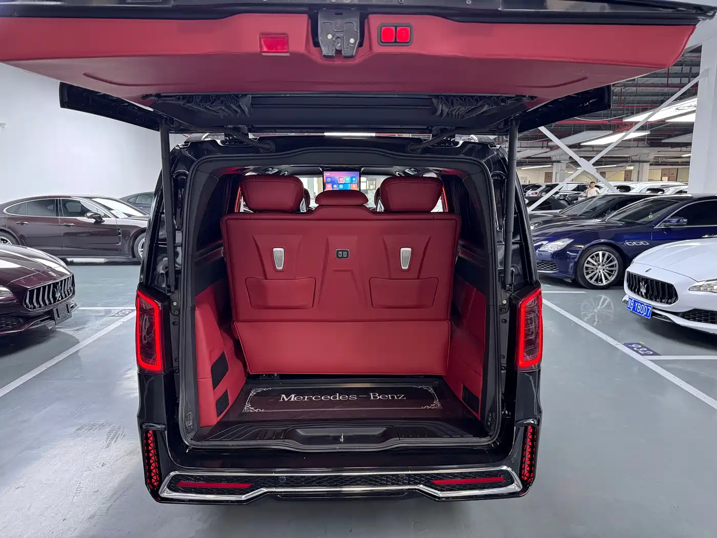 Mercedes-Benz Vito 2020 2.0T Business Edition (7-seater) фото 12