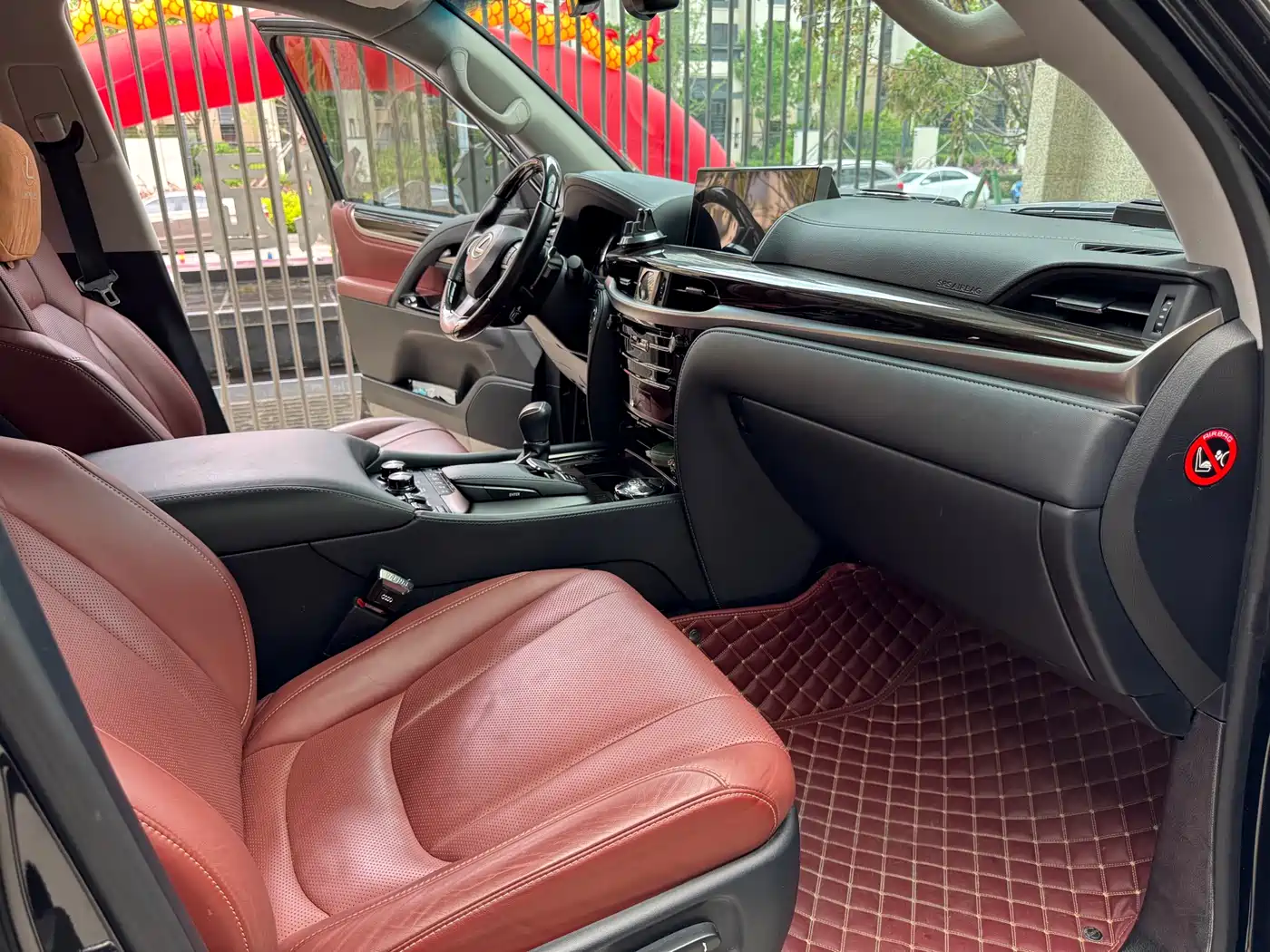 Lexus LX 2019 570 Dynamic Luxury Edition фото 8