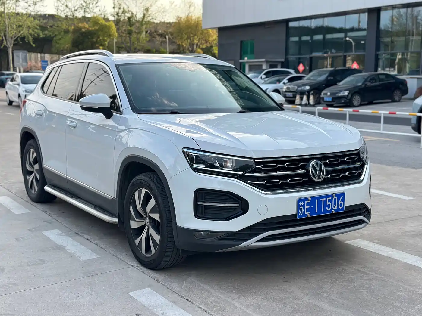 Volkswagen Tayron 2019 330TSI 2WD Luxury China VI фото 3