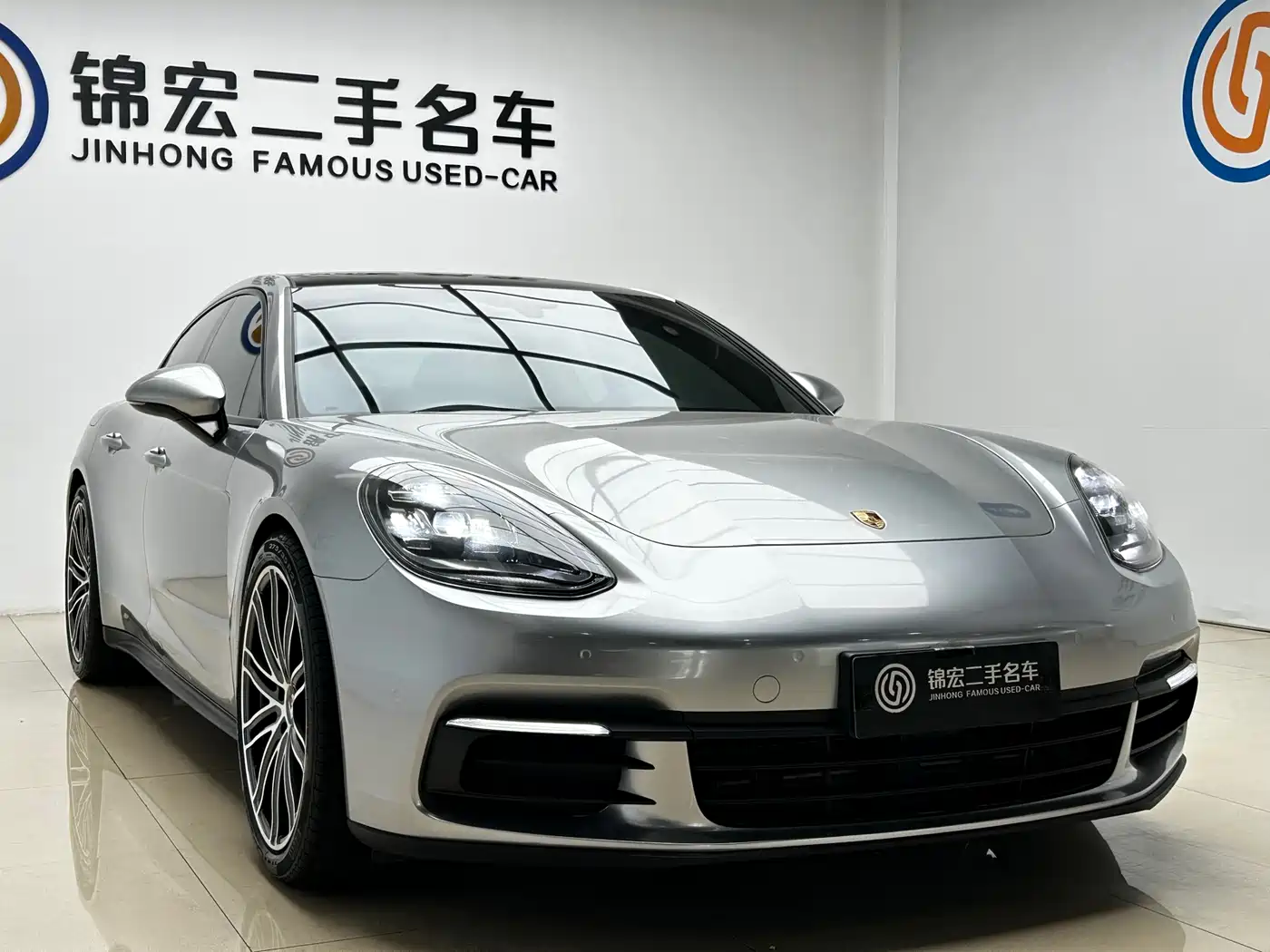 Porsche Panamera 2017 Panamera 3.0T фото 3