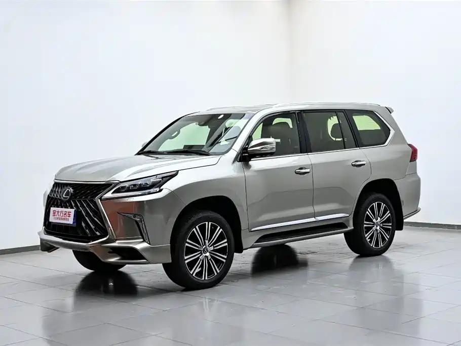Lexus LX 2017 570 Prestige Luxury фото 2