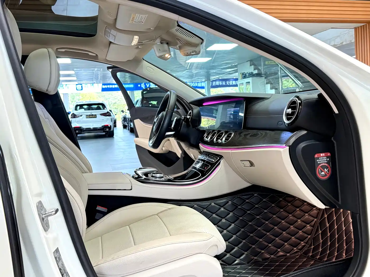 Mercedes-Benz E-Class 2016 E 300 L Sport Luxury фото 16