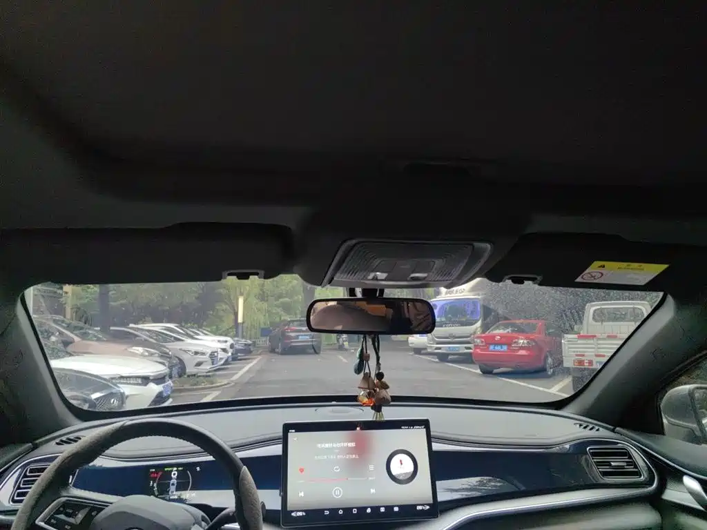 BYD Qin PLUS 2021 DM-i 55KM Flagship фото 9