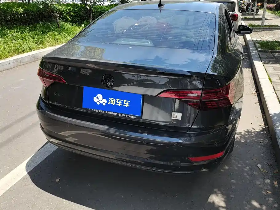 Volkswagen Sagitar 2021 280TSI DSG Surpassing Edition фото 4