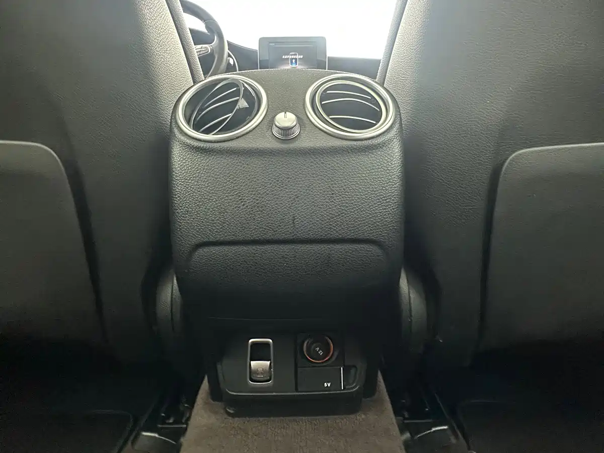 Mercedes-Benz GLC 2019 Facelift GLC 260 L 4MATIC Luxury фото 21