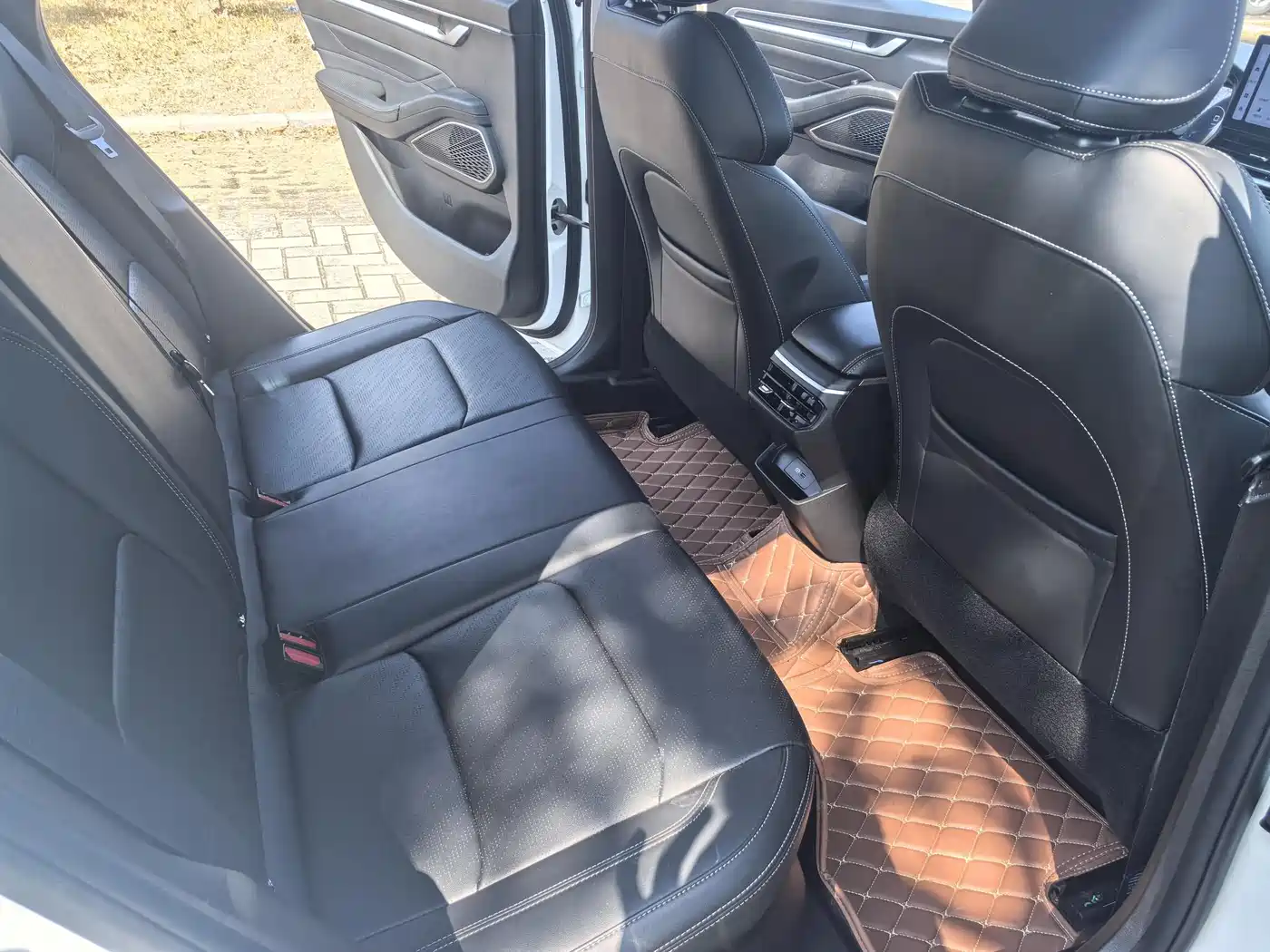 GEELY AUTOMOBILE EMGRAND