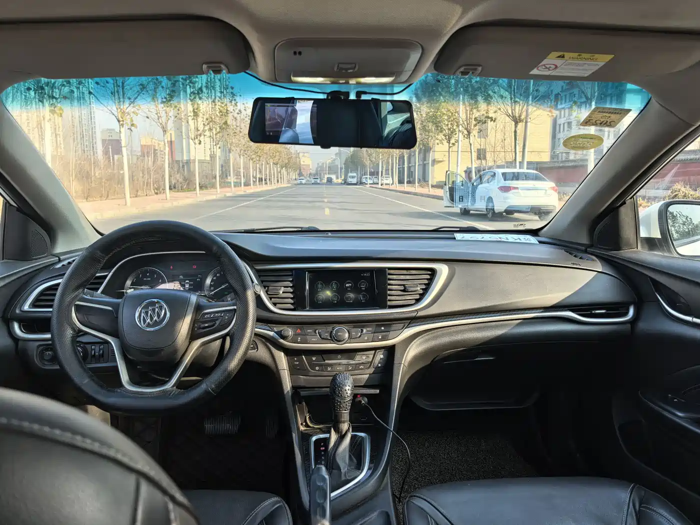 Buick Excelle 2015 15N Automatic Luxury фото 7