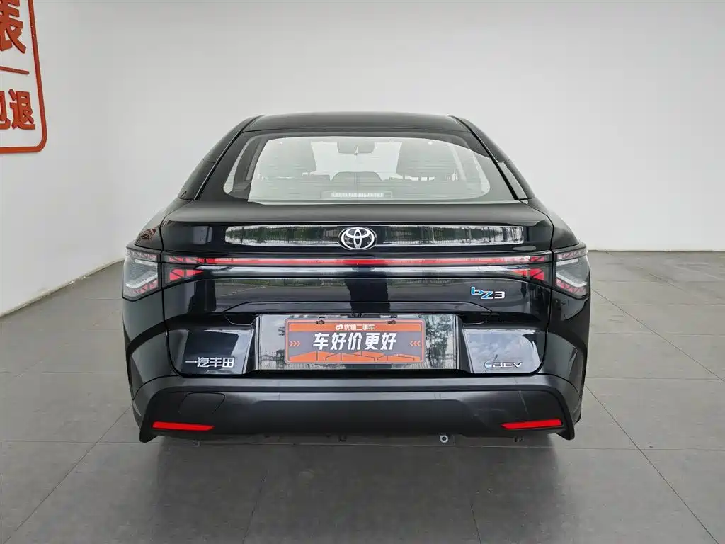 Toyota bZ3 2023 517km Elite PRO фото 4