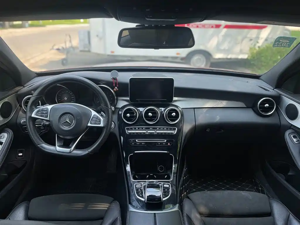 Mercedes-Benz C-Class 2018 C 200 Sport Edition фото 16
