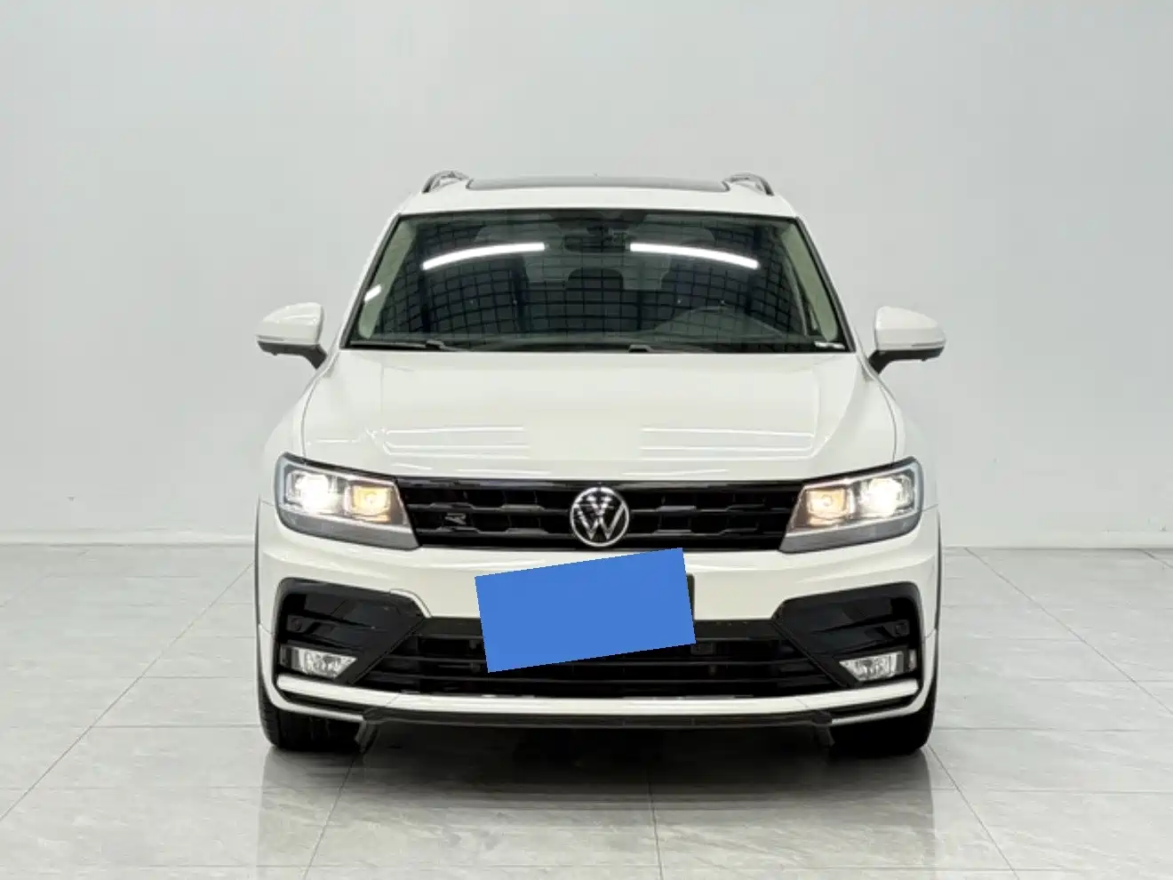 Volkswagen Tiguan L 2021 330TSI Automatic 2WD R-Line Premium фото 3