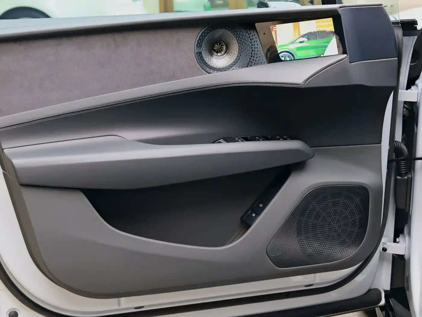 Lotus Emeya 2025 2025 900 Performance