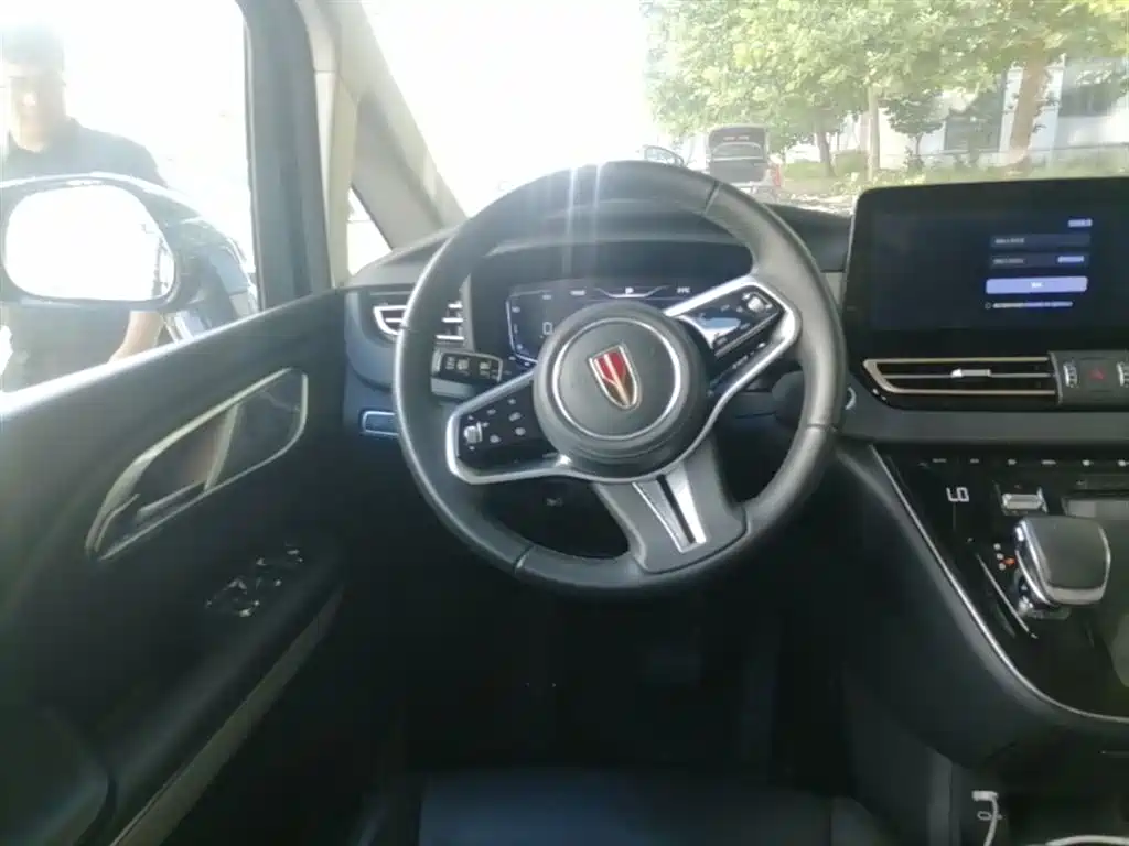 Hongqi HQ9 PHEV 2024 Model 2.0T AWD Business Edition фото 7