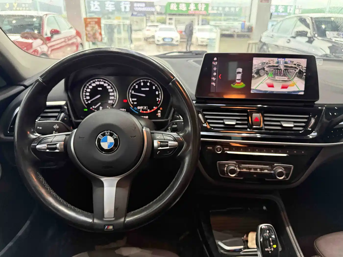 BMW 1 Series 2021 Facelift 120i M Sport Shadow Edition фото 9