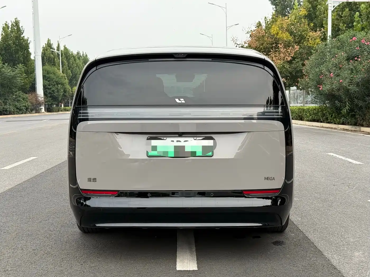 Li Auto MEGA 2024 2024 Ultra