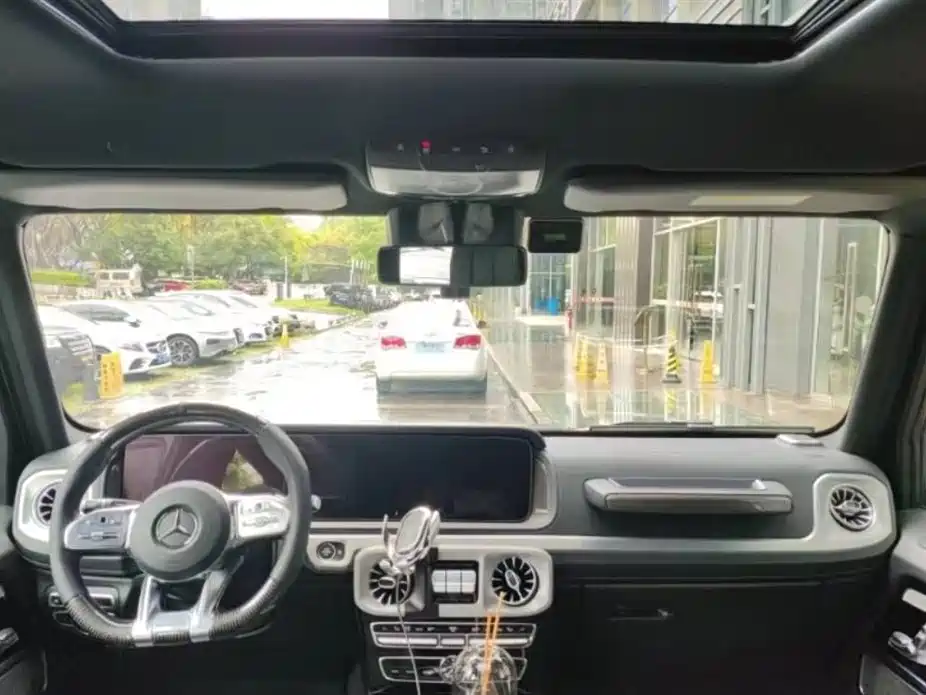 Mercedes-Benz G-Class 2020 G 500 фото 9
