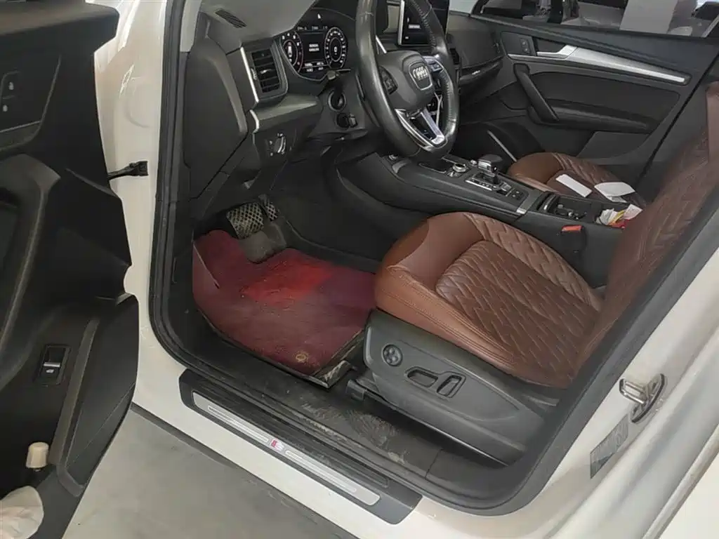 Audi Q5L 2018 45 TFSI Exclusive Fashion (China V) фото 16