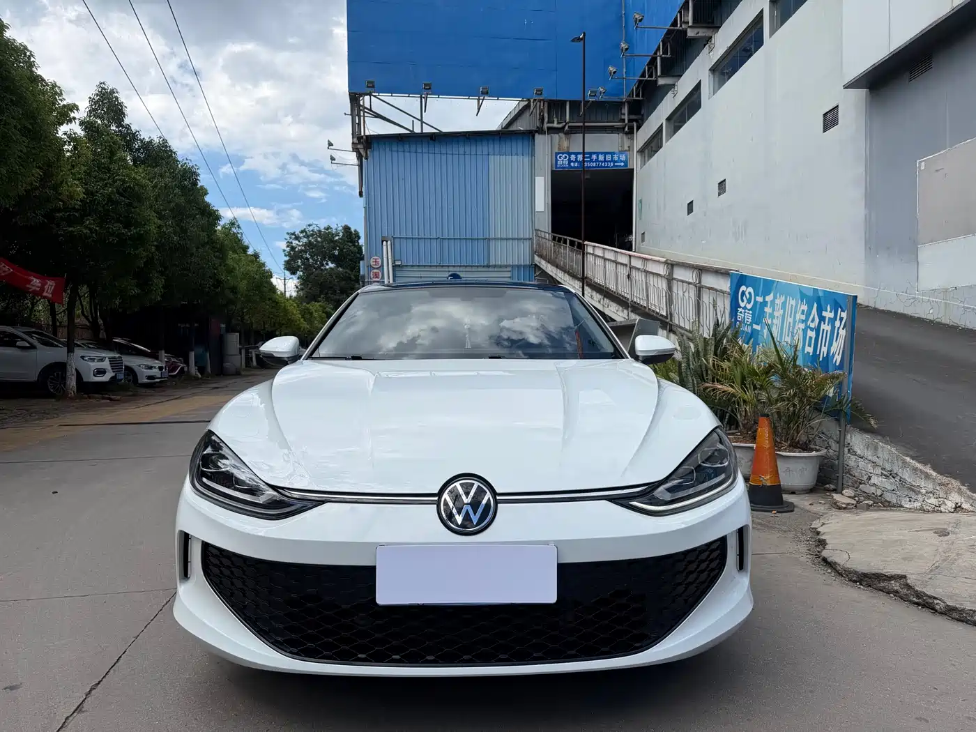 Volkswagen Lamando 2024 Lamando L 200TSI DSG Trendy Edition фото 2