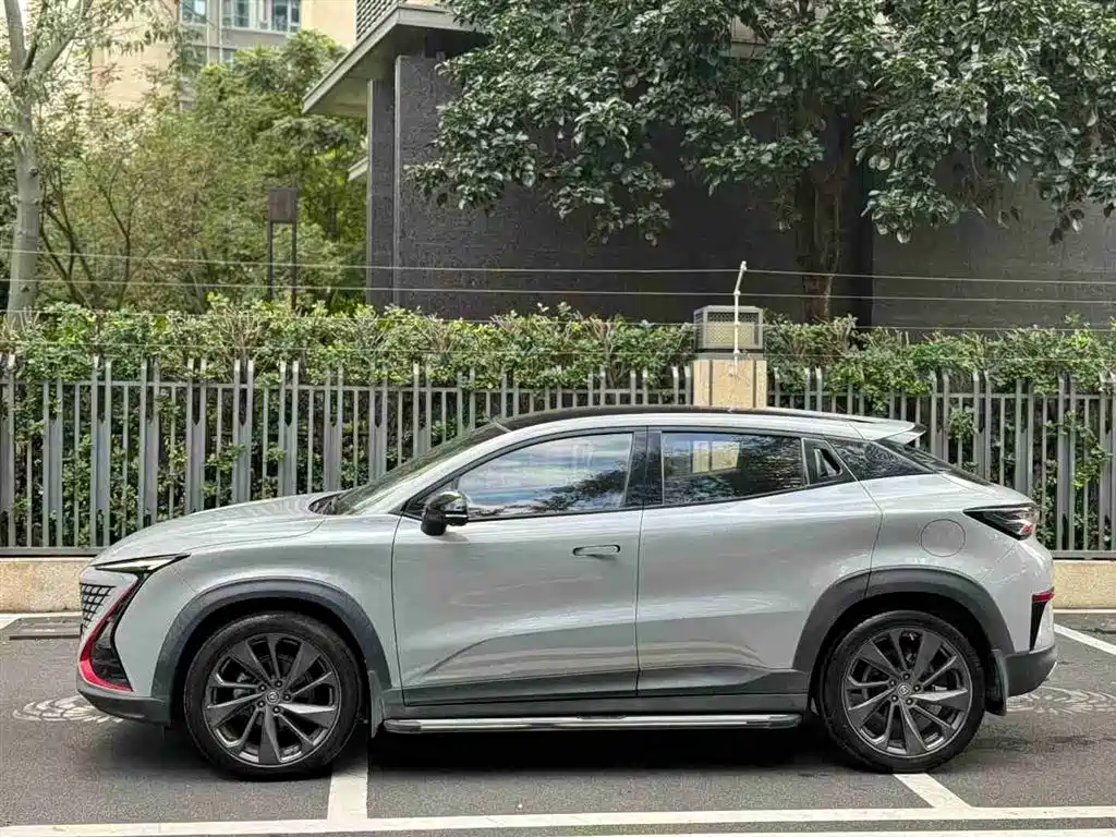 CHANGAN UNI-T
