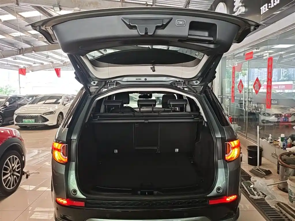 Land Rover Discovery Sport 2019 240PS SE Dynamic Edition China VI фото 19