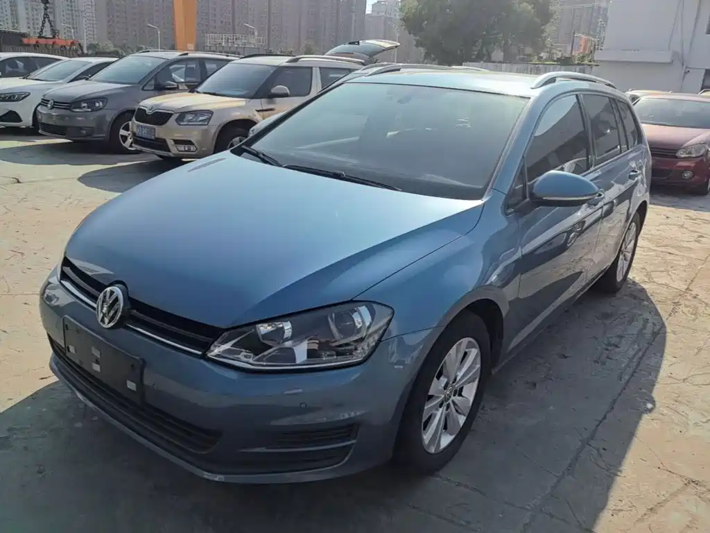صورة 1 - Volkswagen Golf (Import)