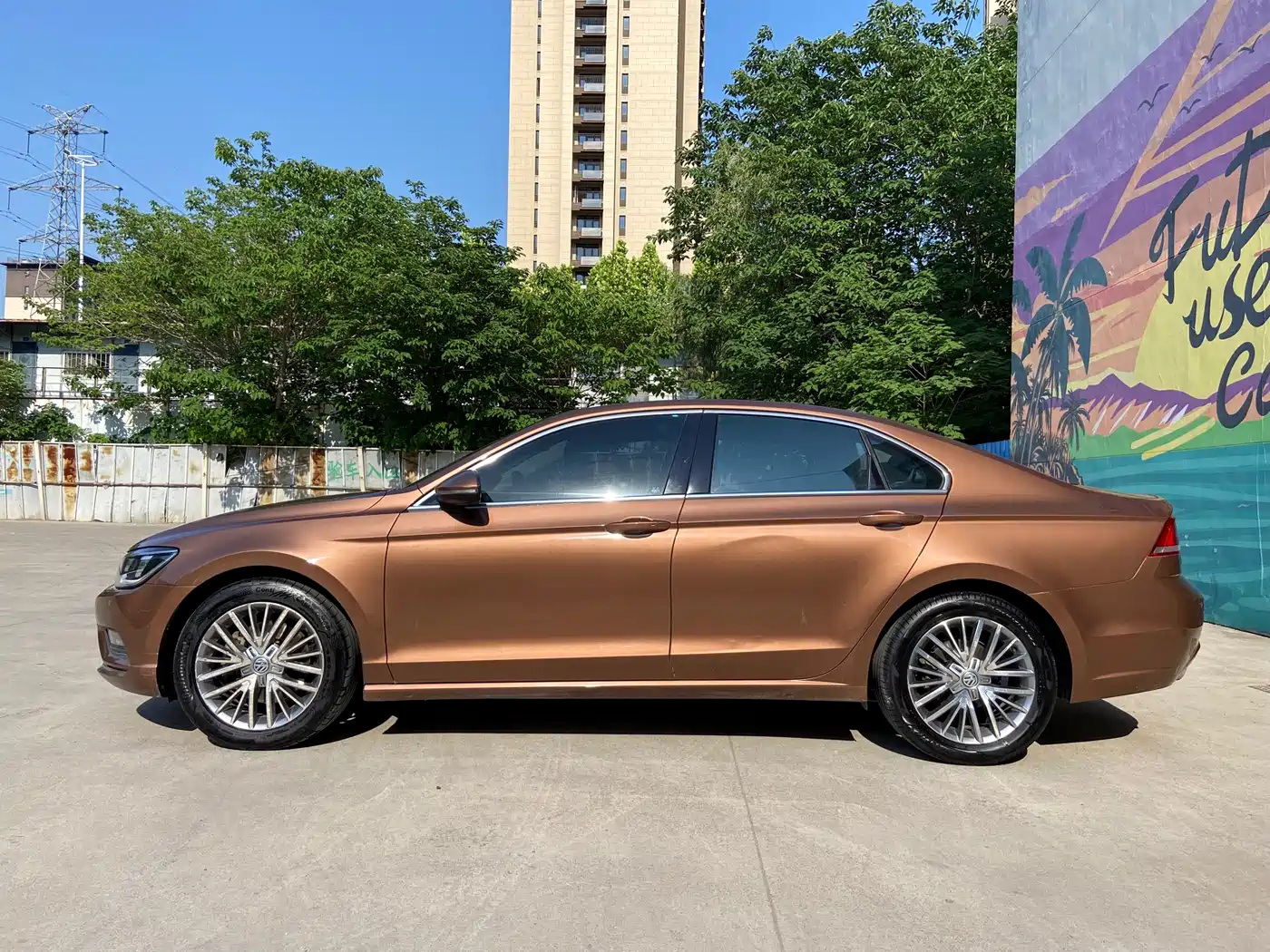 Volkswagen Lamando 2015 330TSI DSG Luxury Edition фото 2