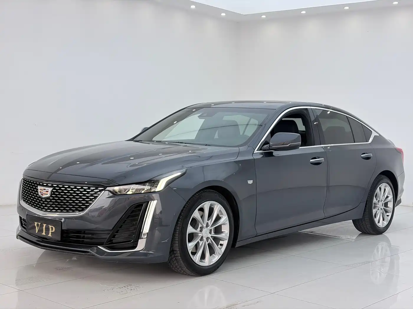 Cadillac CT5 2020 28T Fashion Model