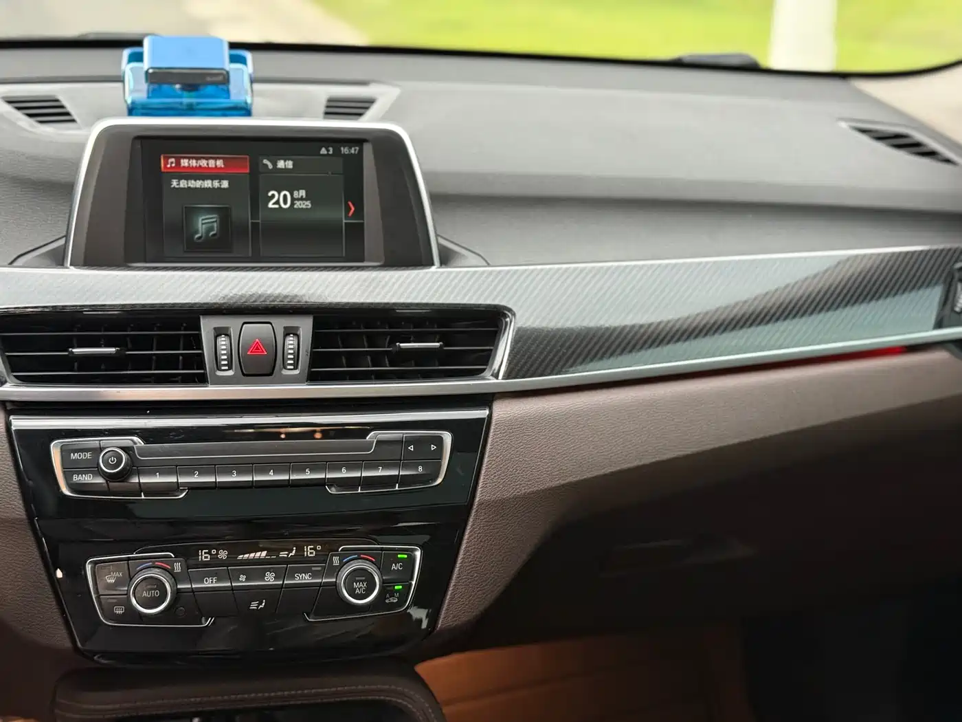BMW X1 2019 sDrive18Li Premium Model фото 12