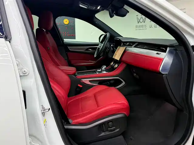 Jaguar F-PACE 2024 P250 R-Dynamic SE — фото 5