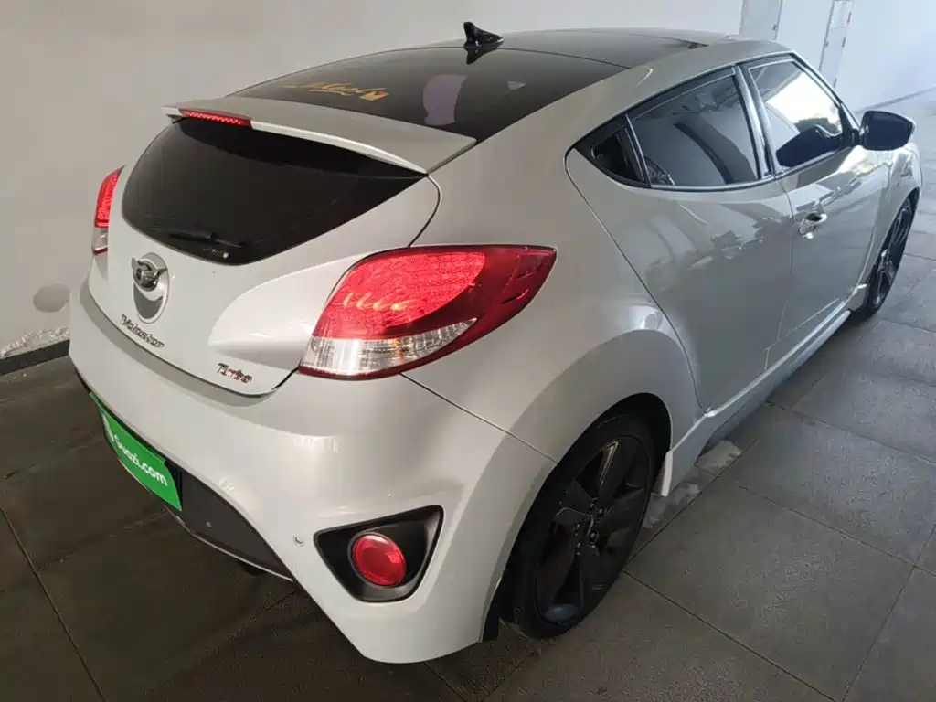Hyundai Veloster 2015 2012 1.6T Automatic Luxury