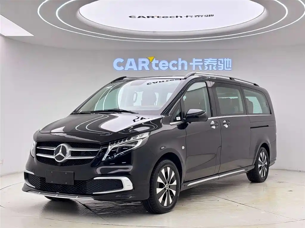 Mercedes-Benz Vito 2023 2.0T Business 7-Seater