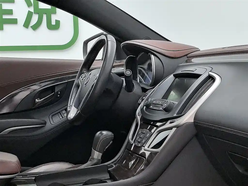 Buick LaCrosse 2013 2.4L SIDI Elite Comfort фото 22