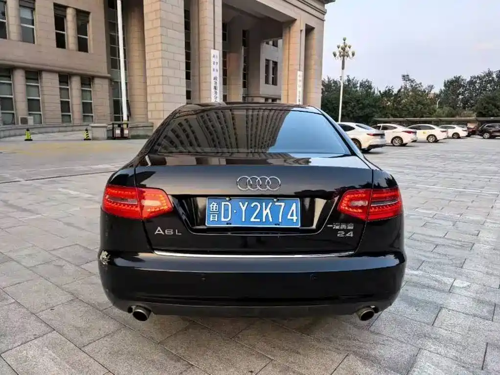 Фото 7 - Audi A6L