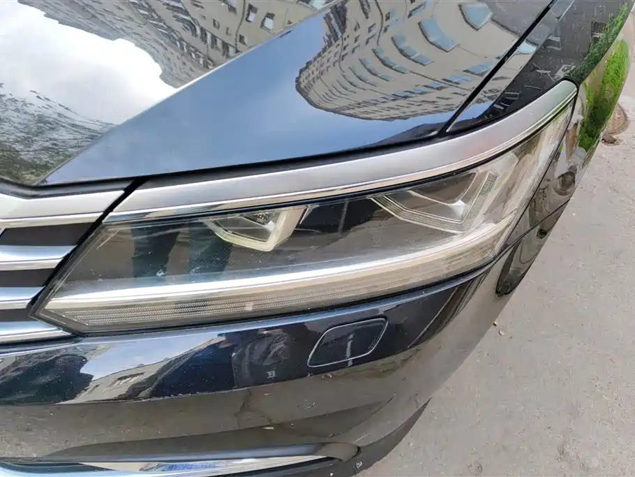 Volkswagen Passat 2016 330TSI DSG Executive Edition фото 5