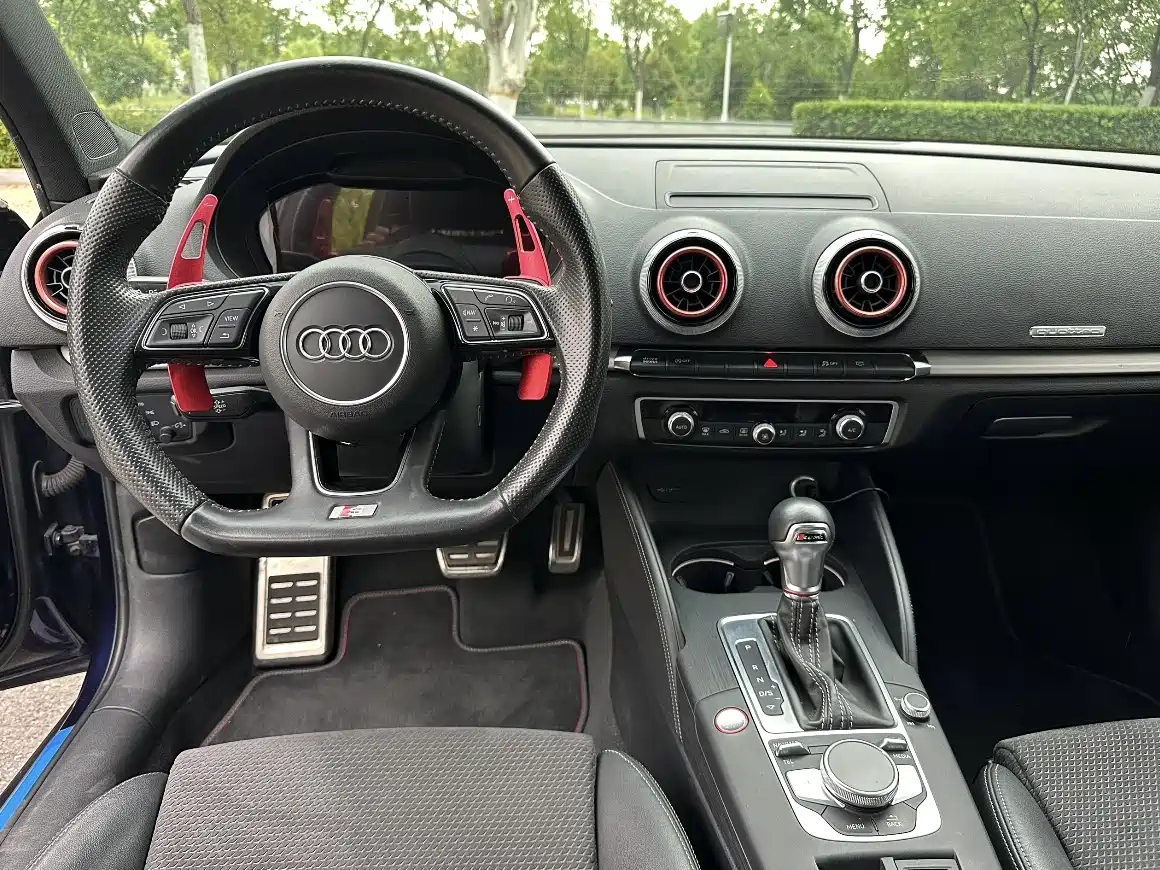 Audi S3 2017 Facelift S3 2.0T Limousine фото 17
