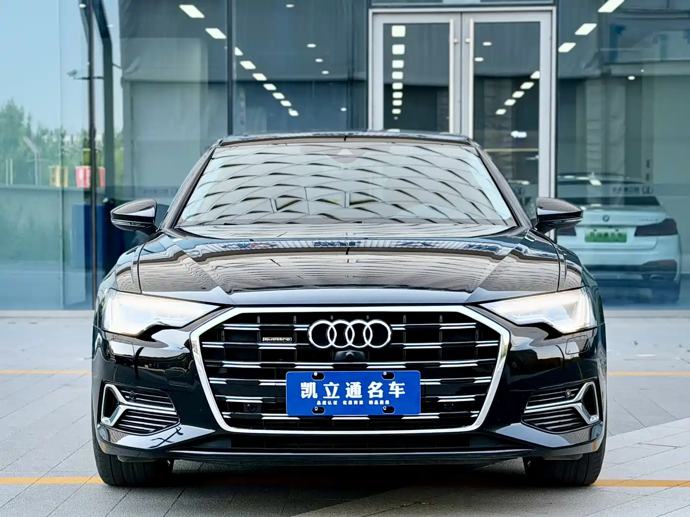Audi A6L 2024 45 TFSI quattro Exclusive Elegance фото 2