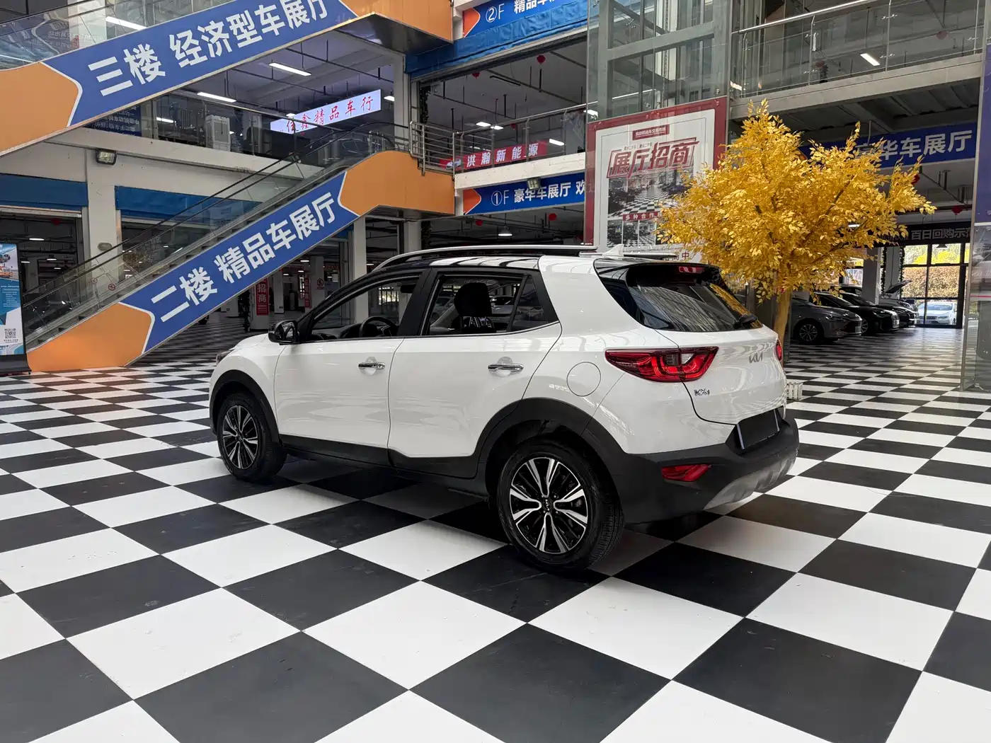 Kia KX1 2021 1.4L CVT Fun Sunroof Version фото 7