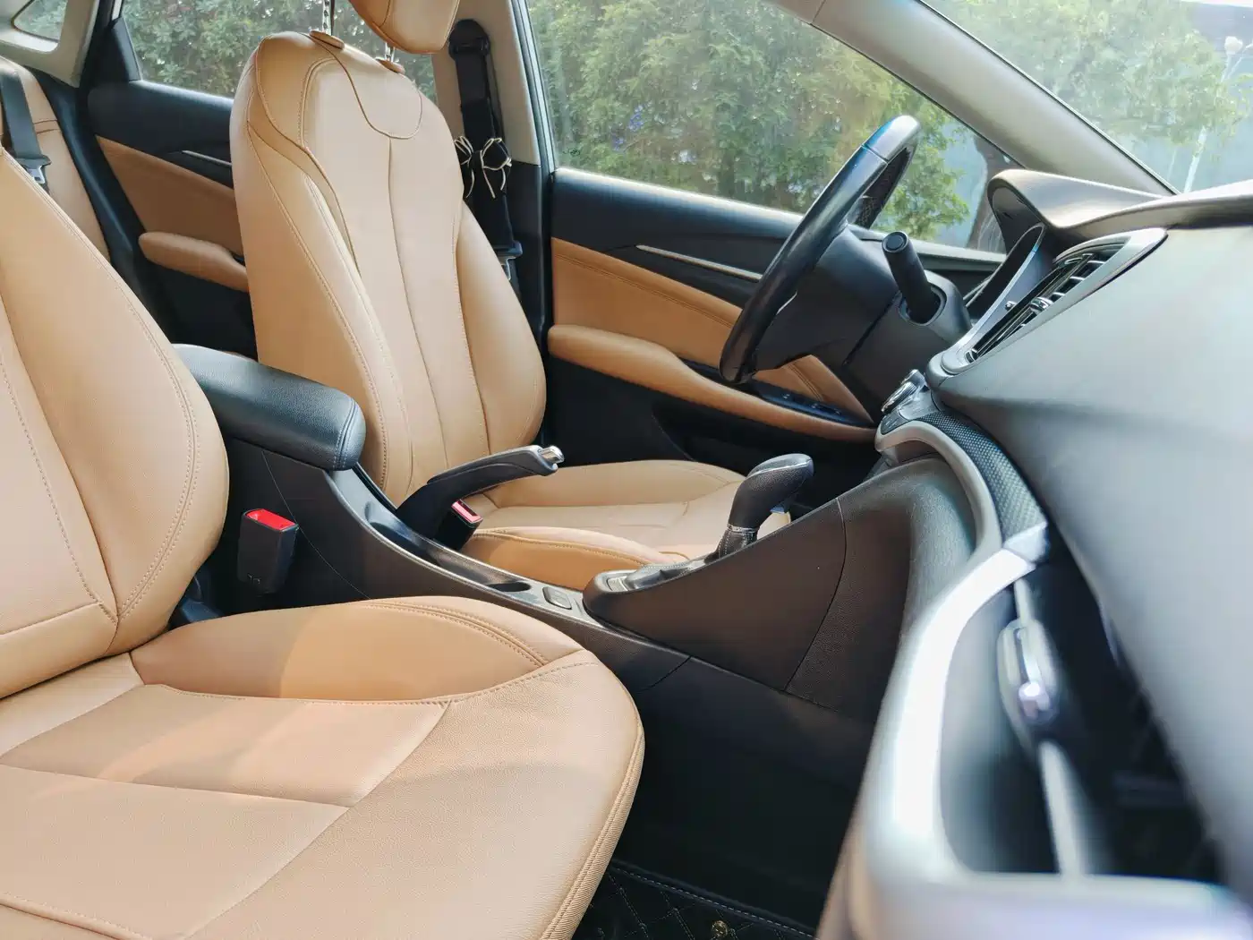 Buick Excelle 2018 18T Automatic Flagship фото 17