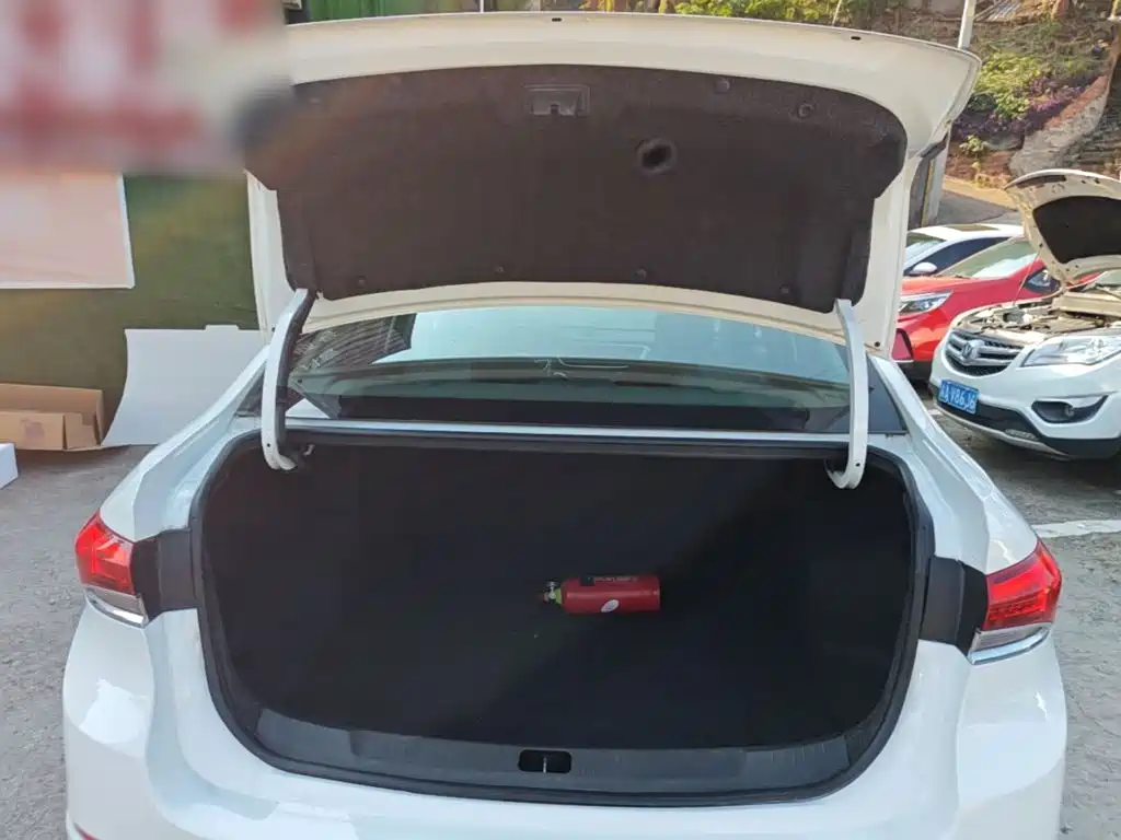 Фото 19 - Buick Excelle