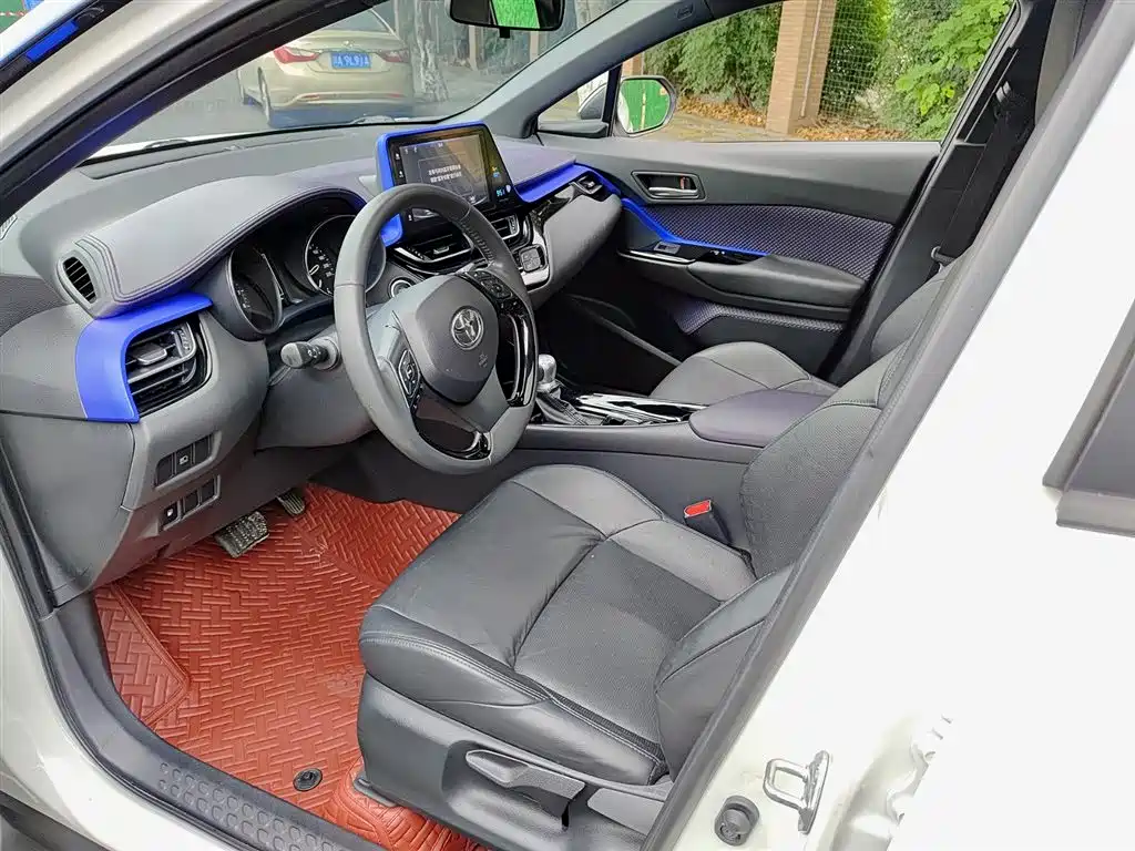 Toyota IZOA 2020 2.0L Yi Chi Edition фото 7