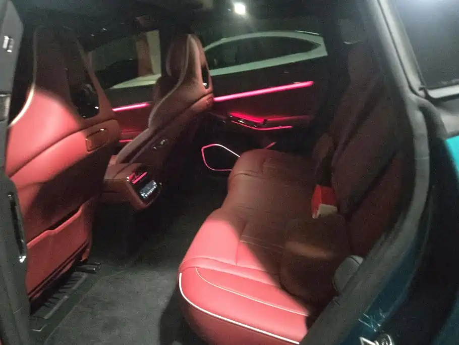 Denza Z9GT 2026 2026 Model Yi San Fang Flash Charge Performance Edition