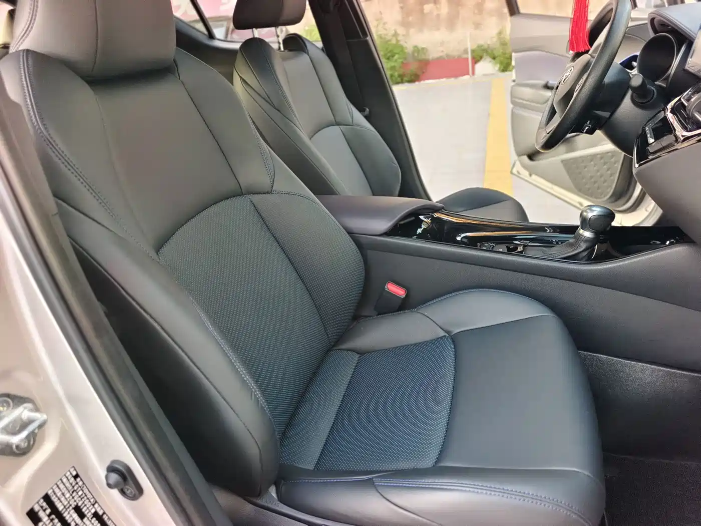 Toyota C-HR 2020 2020 Model 2.0L Leading